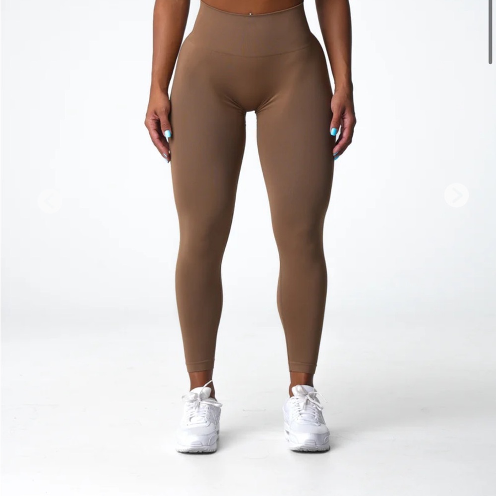 NVGTN Sculpting High-Rise Leggings — Warm Brown